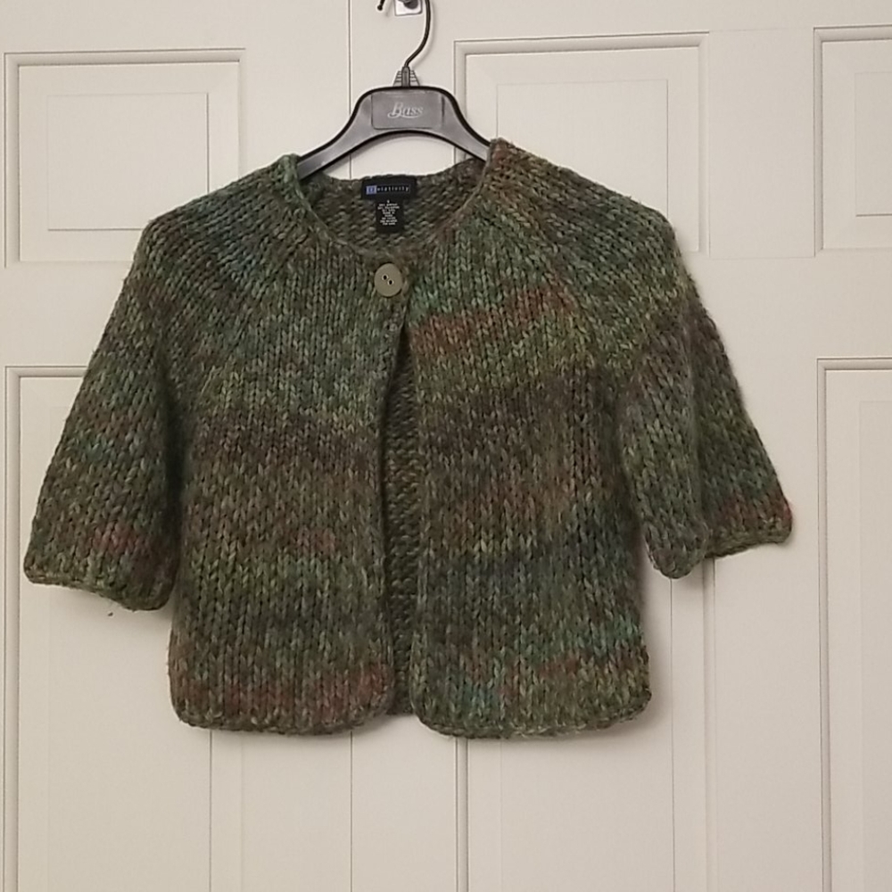 Cardigan sweater